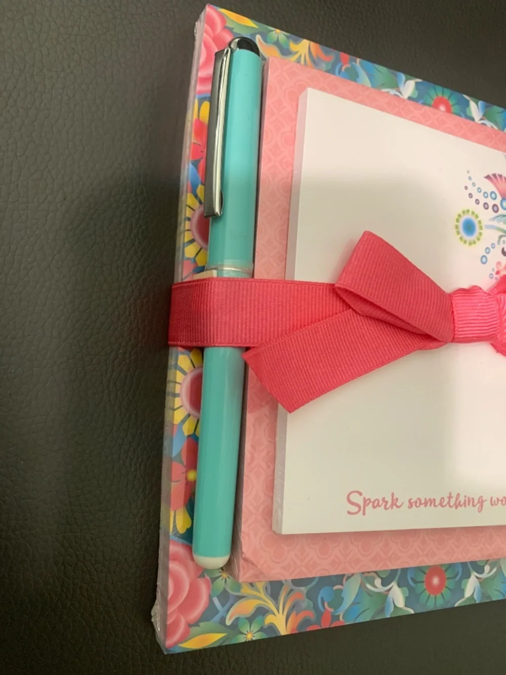 NEw Hallmark Memo Pad set with Pen